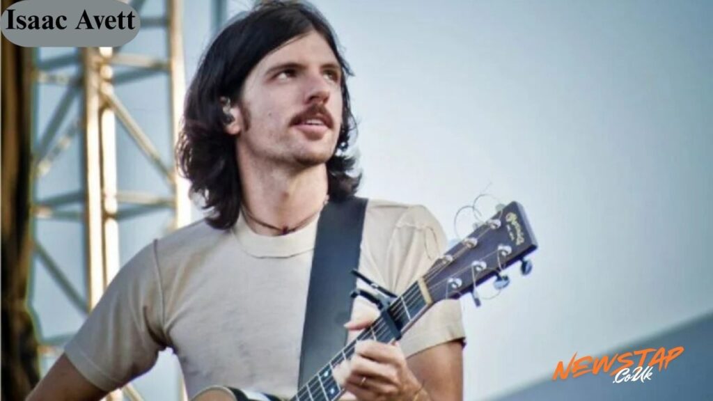 Isaac Avett